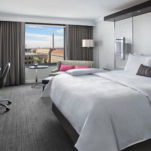 King Room Monument View